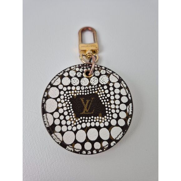 Louis Vuitton Accessories - Louis Vuitton x Yayoi Kusama White Infinity Dots Circle Bag Charm Keyring